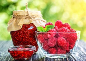 Варенье и ягоды малины